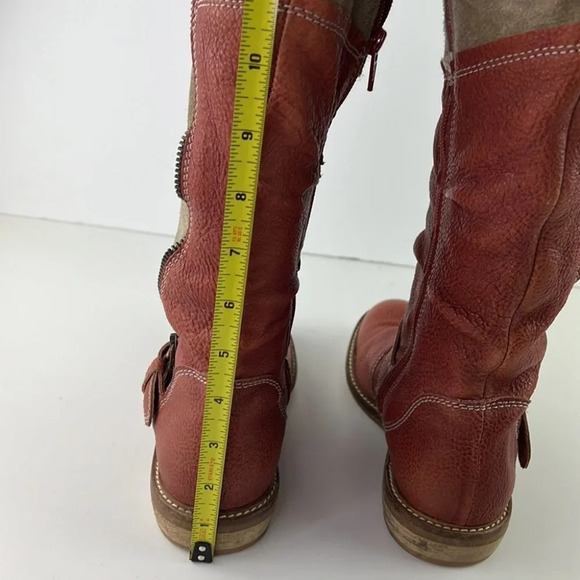 DKODE TwoTone Leather  Tall Boots - Picture 6 of 14